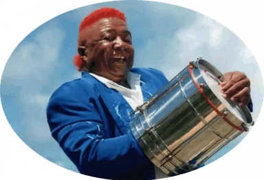 日本のサンバの父(ダミオン・ゴメス・デ・ソウザ)が明星学園サンバ部、サンバチームと一緒にGREENING広場を盛り上げます。