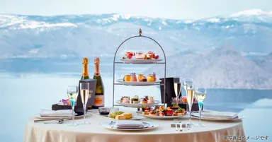 1日12組限定／天空のアフタヌーンティー