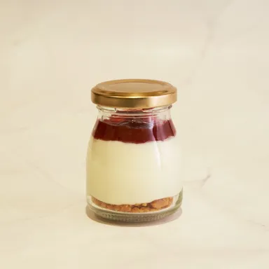 ボトルチーズケーキ(粒つぶ苺)