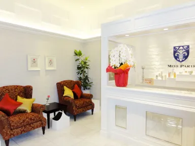 清潔感ある広々とした空間を演出