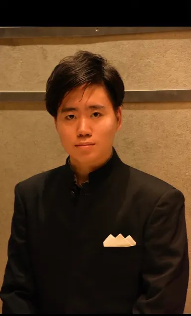 ピアニスト　高倉圭吾