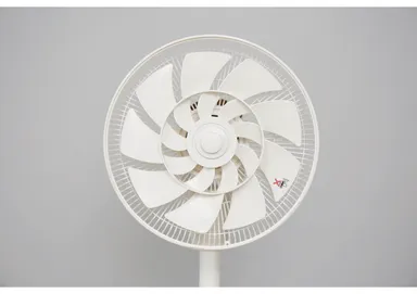 独自設計の一体型18枚羽根