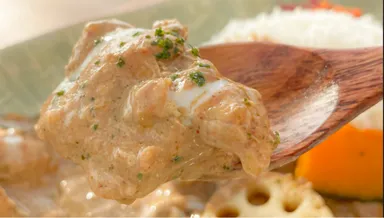 ココナッツミルクの濃厚な甘味とコク