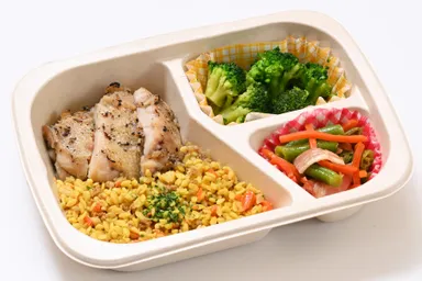 糖質制限 カレーピラフ＆グリルチキン弁当