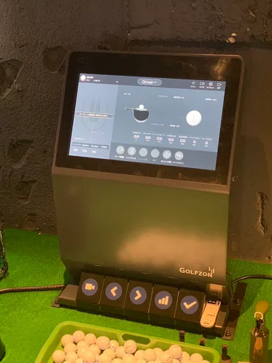 全打席にカメラ・シミュレーター有