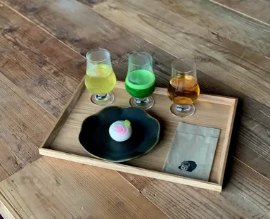 3種のお茶飲み比べセット(日替わり和菓子付き)