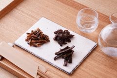 「人気のつくだ煮3種と日本酒のセット」1,320円