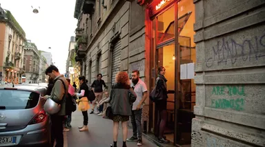 地元客で賑わうCASA RAMEN本店(2014年撮影)