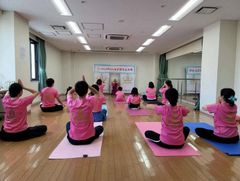 親子で一緒にできるヨガ