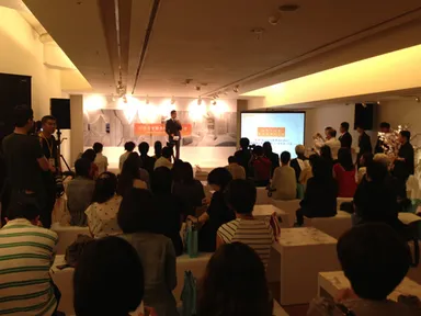 台湾での記者会見の様子