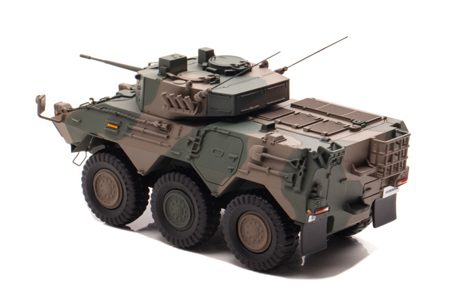【感謝価格】 陸上自衛隊の偵察用装輪装甲車 87式偵察警戒車が 1/43スケールで ミニカー