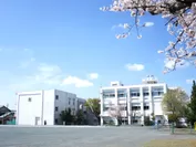 給食を実施する静岡県袋井市立袋井南小学校