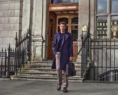 モンブランソフト トート　27万9,400円(税込)(着用イメージ)