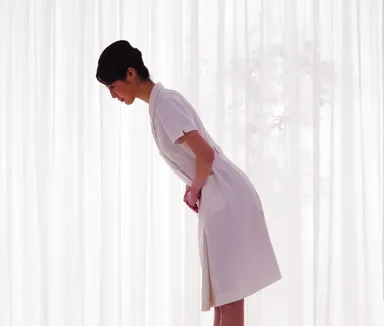 美しく聡明で品格のあるエステティシャン