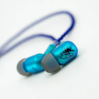 非鉛系圧電セラミックツイータを用いた特別なイヤホン 「intime翔 非鉛系圧電セラミックツイータを用いた特別なイヤホン 「intime翔