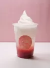 苺のクリームソーダ
