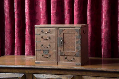 露木清吉作・伸縮式文机