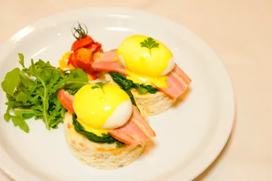 エッグベネディクト