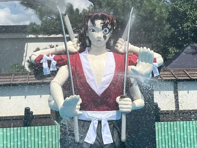 アニメ「鬼滅の刃」×京都「東映太秦映画村」 水かけイベント「鬼殺隊