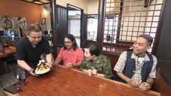 巨大丼に一同びっくり！　