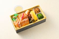 【松竹亭】「鯛りゅうきゅう漬け重」