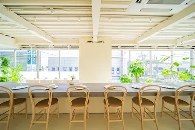 スイーツサロン