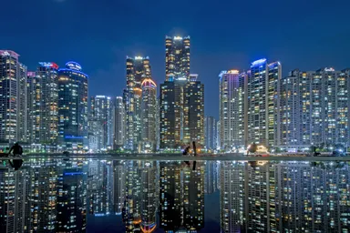 マリンシティ(出典：VISIT BUSAN)