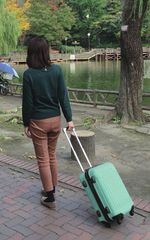 キャスター付きで簡単に移動
