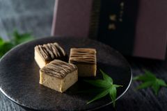 ほうじ茶栗きんとん(琥珀)