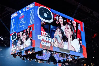 TCL絵文字カメラ