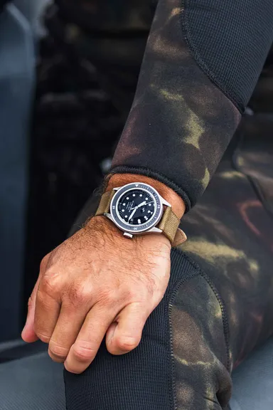 ダイビングスタイルにも自然と溶け込むデザイン