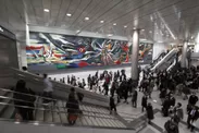 東京・渋谷駅の『明日の神話』(公開当時)