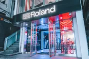 『Roland Store Tokyo』