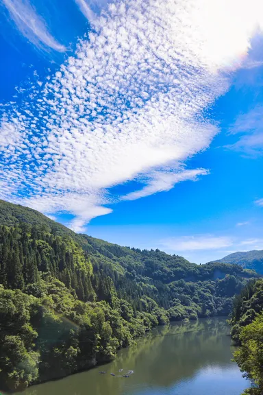 只見川とカヤック2