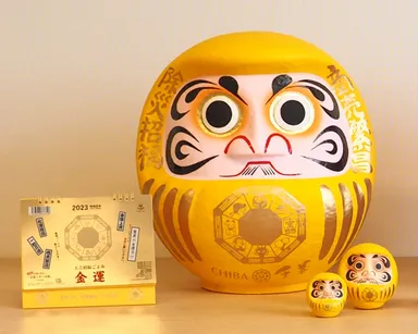 「金運カレンダー」と「金運だるまさん」各種