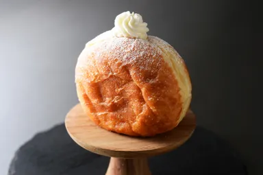 純正ホイップ330円