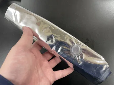 使用後は袋を丸めて捨てるだけです。出汁ガラもなくゴミが減ります。