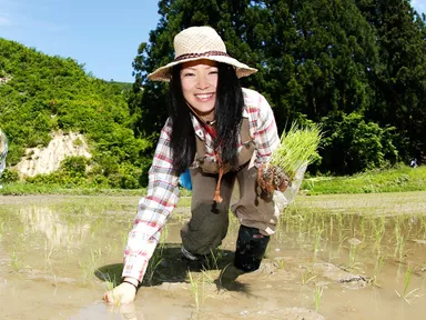 星 瑞枝選手自ら米生産に携わる