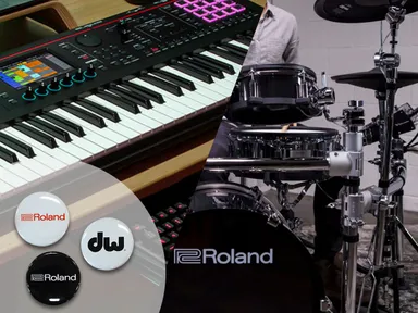 シンセサイザー／ドラム試奏ブース