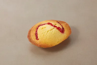 ＜焼きたて＞マドレーヌ フランボワーズ　本体価格300円