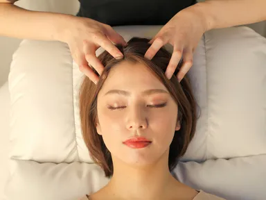脳の凝コリを癒すヘッドスパ