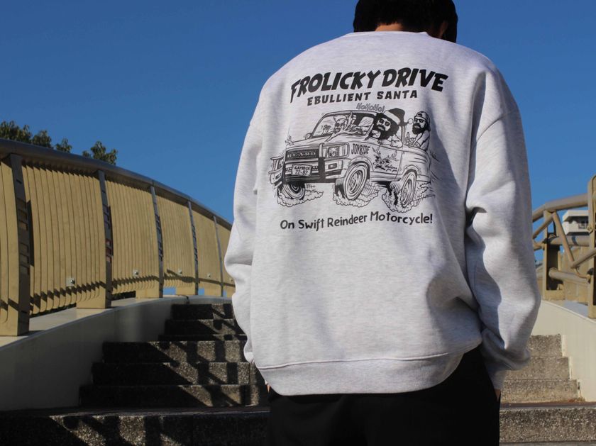 Quashの人気キャラクターMojashがサンタクロースに変身！
スウェットとソックスのセットが
ホリデーコレクションとして期間限定で登場