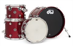 『DWe』ドラム・シェル・イメージ(4-Piece Complete Bundle Kit Black Cherry Metallic)