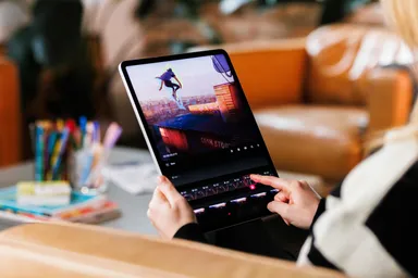 フレームごとのアニメーション(クレジット： Procreate, Lucan のアニメーション作品)