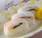 博多新名物「イカす！めんたい寿司」