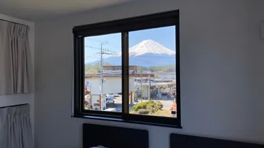 寝室からの富士山