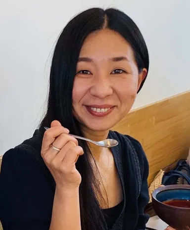 赤井あずみ／Azumi Akai