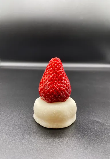 びっくりいちご大福(税込500円)