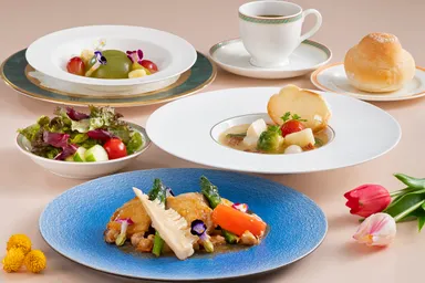 春ランチ「フェリア・デ・プリマヴェーラ」3,000円（ホテル志摩スペイン村）