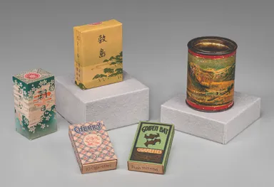 Photo.09 明治後期発売の専売局製のたばこ